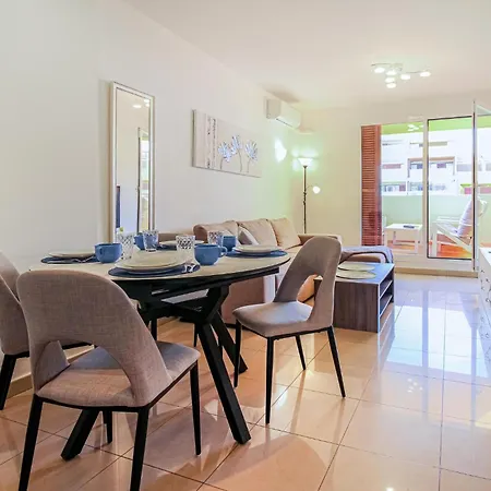 Awesome In Orihuela With Kitchen