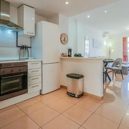 Awesome In Orihuela With Kitchen